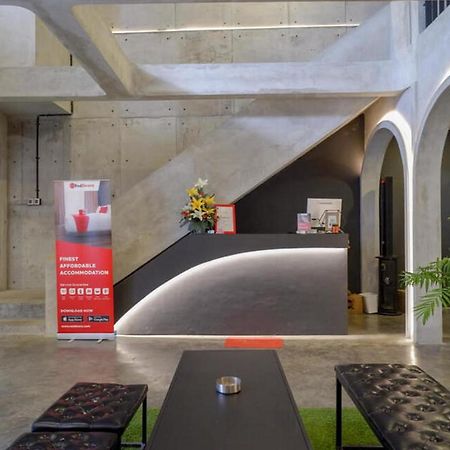 Reddoorz Plus Near Kawasan Sam Poo Kong Semarang Exteriör bild