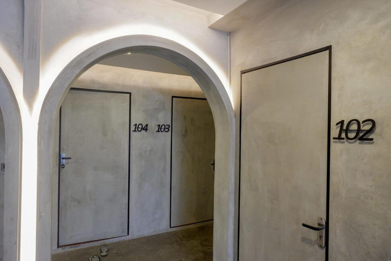 Reddoorz Plus Near Kawasan Sam Poo Kong Semarang Exteriör bild