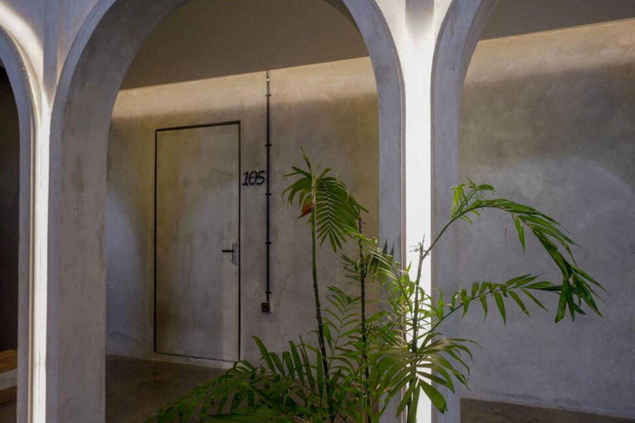 Reddoorz Plus Near Kawasan Sam Poo Kong Semarang Exteriör bild