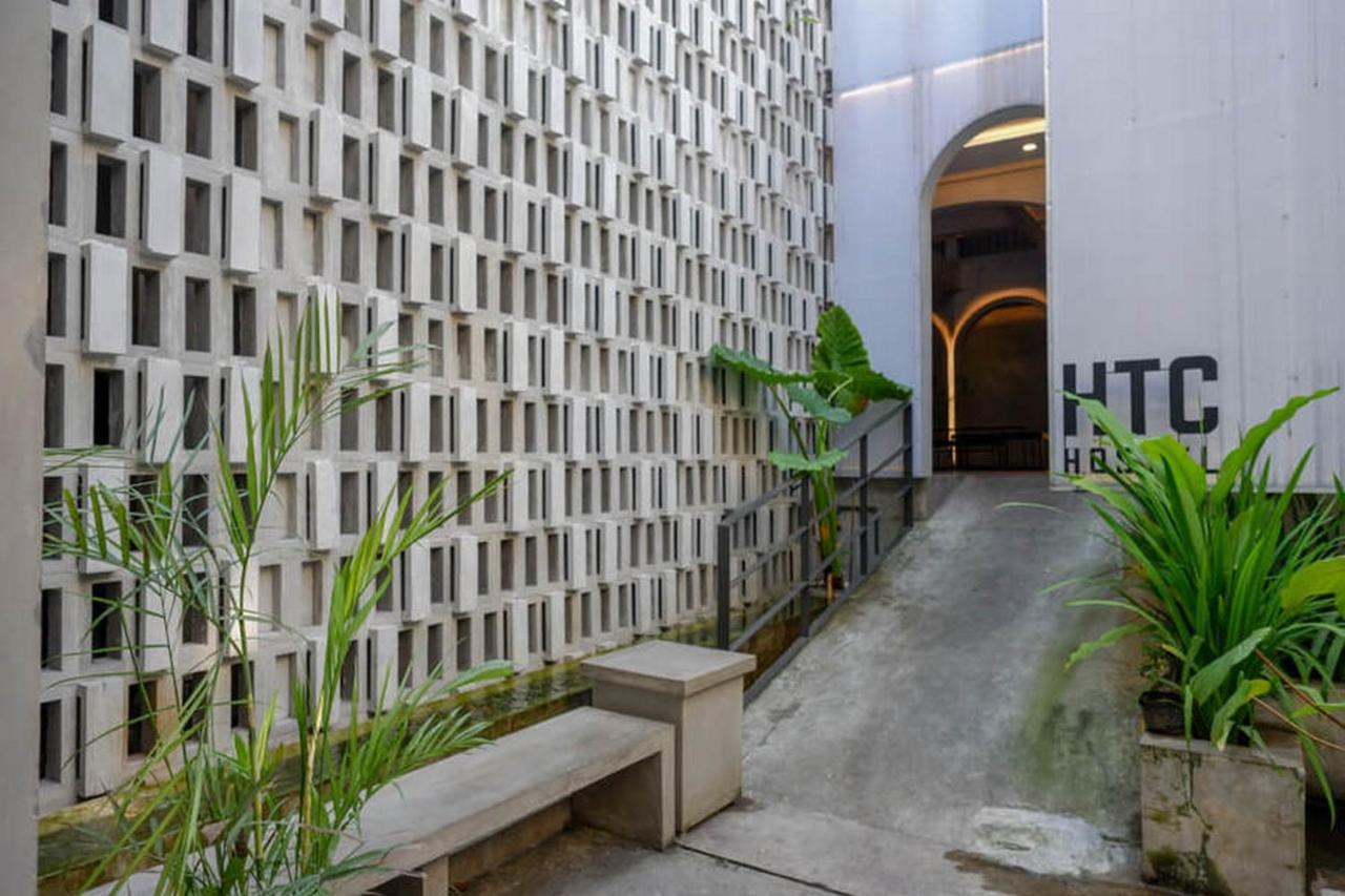 Reddoorz Plus Near Kawasan Sam Poo Kong Semarang Exteriör bild
