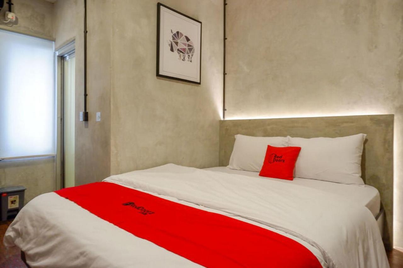 Reddoorz Plus Near Kawasan Sam Poo Kong Semarang Exteriör bild
